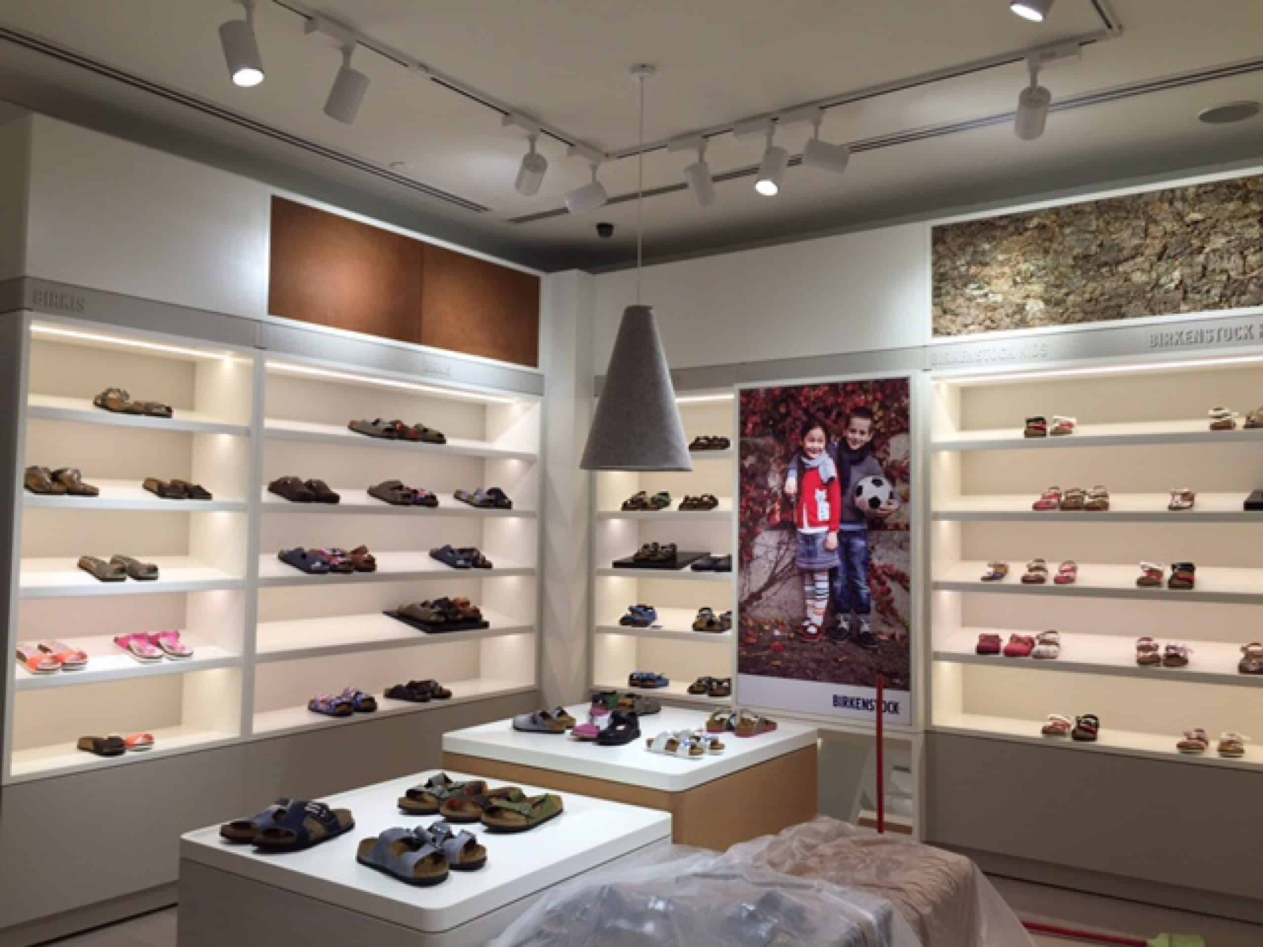 Birkenstock-Paragon-1600x12005