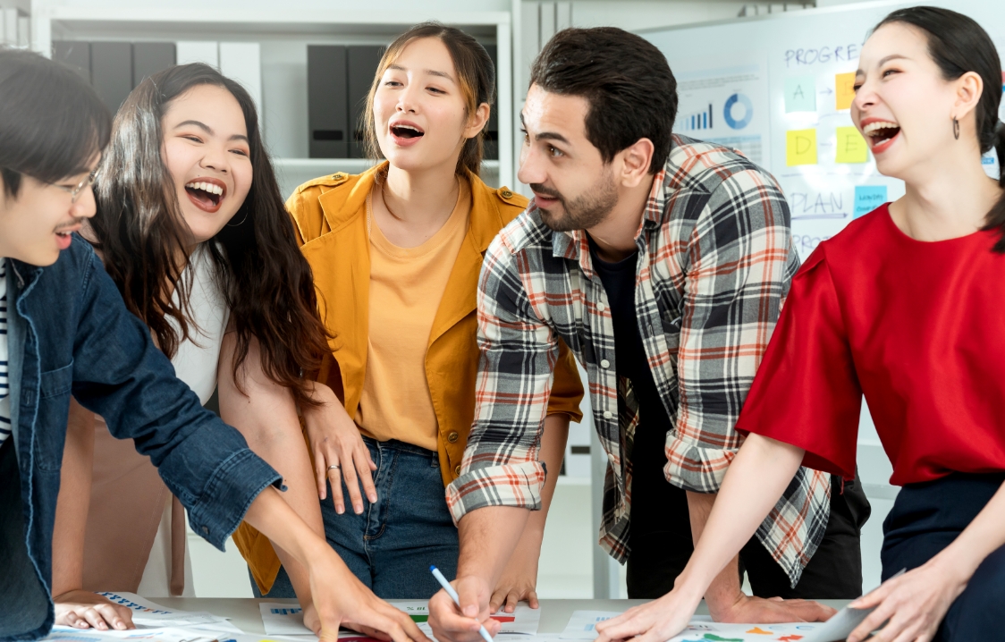 group-asian-caucasian-young-creative-happy-enjoy-laugh-smile-great-success-emotion-teamwork-people-business-startup-entrepreneur-casual-brainstorm-business-meeting-office-background